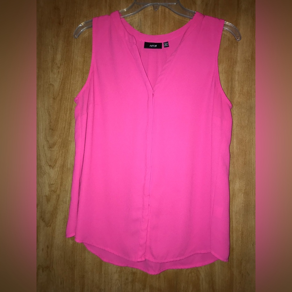 Sleeveless top